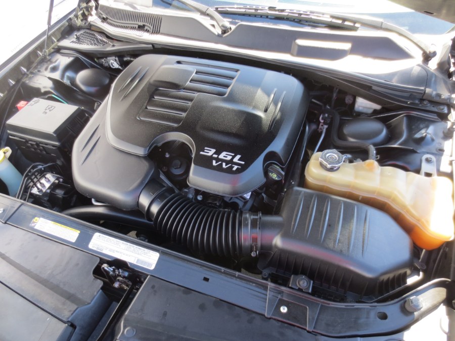 2012 Dodge Challenger 2dr Cpe SXT, available for sale in Santa Ana, California | Auto Max Of Santa Ana. Santa Ana, California 2012 Dodge Challenger 2dr Cpe SXT, available for sale in Santa Ana, California | Auto Max Of Santa Ana. Santa Ana, California