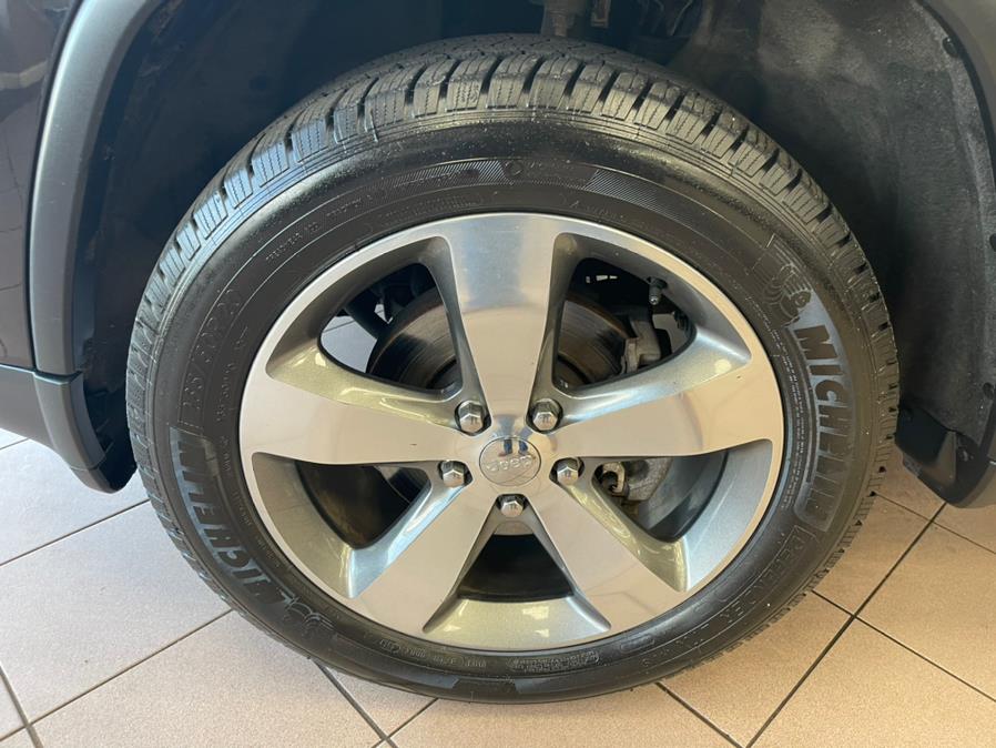 Used Jeep Grand Cherokee 4WD 4dr Limited 2014 | Power Motors East. Massapequa Park, New York Used Jeep Grand Cherokee 4WD 4dr Limited 2014 | Power Motors East. Massapequa Park, New York