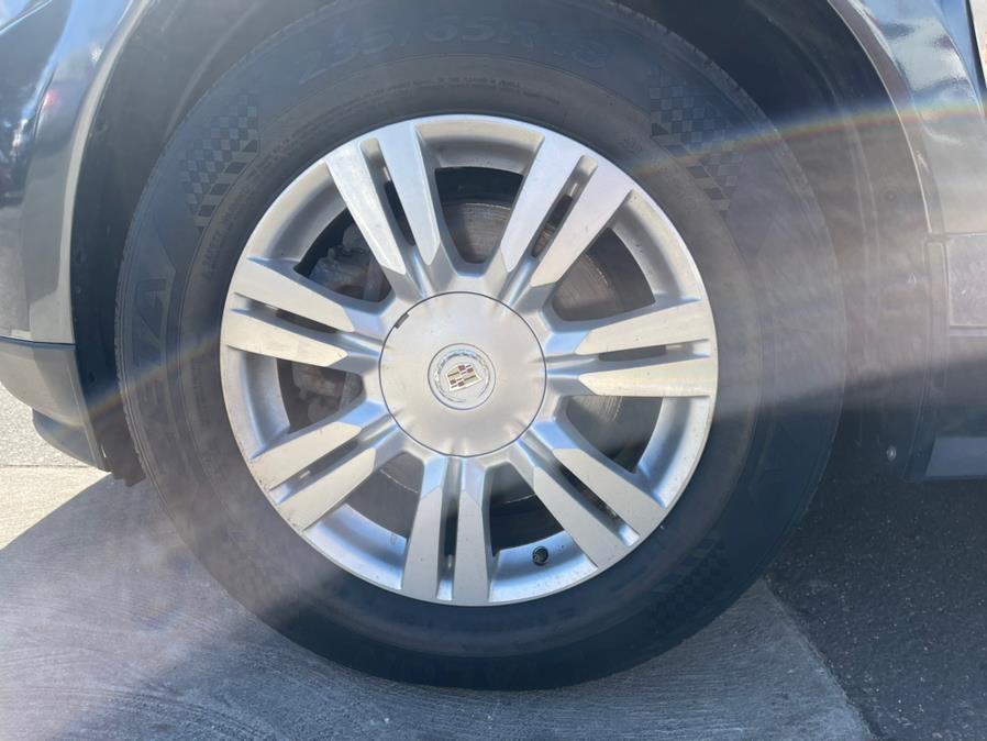 2013 Cadillac SRX FWD 4dr Luxury Collection, available for sale in Elmont, New York | Sunrise of Elmont. Elmont, New York 2013 Cadillac SRX FWD 4dr Luxury Collection, available for sale in Elmont, New York | Sunrise of Elmont. Elmont, New York