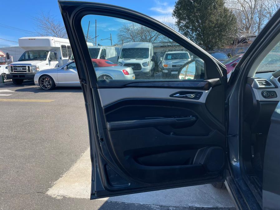 2013 Cadillac SRX FWD 4dr Luxury Collection, available for sale in Elmont, New York | Sunrise of Elmont. Elmont, New York 2013 Cadillac SRX FWD 4dr Luxury Collection, available for sale in Elmont, New York | Sunrise of Elmont. Elmont, New York