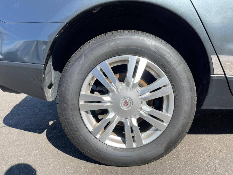 2013 Cadillac SRX FWD 4dr Luxury Collection, available for sale in Elmont, New York | Sunrise of Elmont. Elmont, New York 2013 Cadillac SRX FWD 4dr Luxury Collection, available for sale in Elmont, New York | Sunrise of Elmont. Elmont, New York