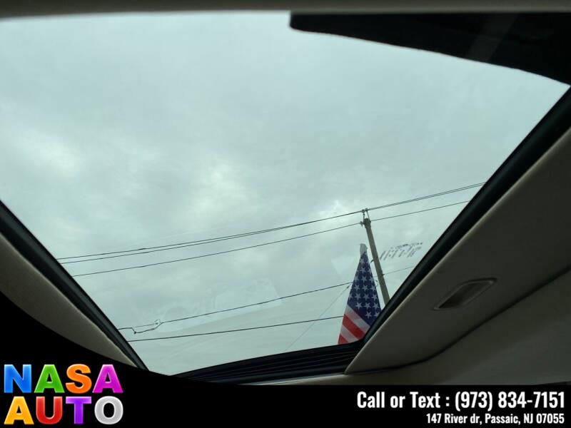 2015 Jeep Grand Cherokee 4WD 4dr Limited, available for sale in Passaic, New Jersey | Nasa Auto. Passaic, New Jersey 2015 Jeep Grand Cherokee 4WD 4dr Limited, available for sale in Passaic, New Jersey | Nasa Auto. Passaic, New Jersey