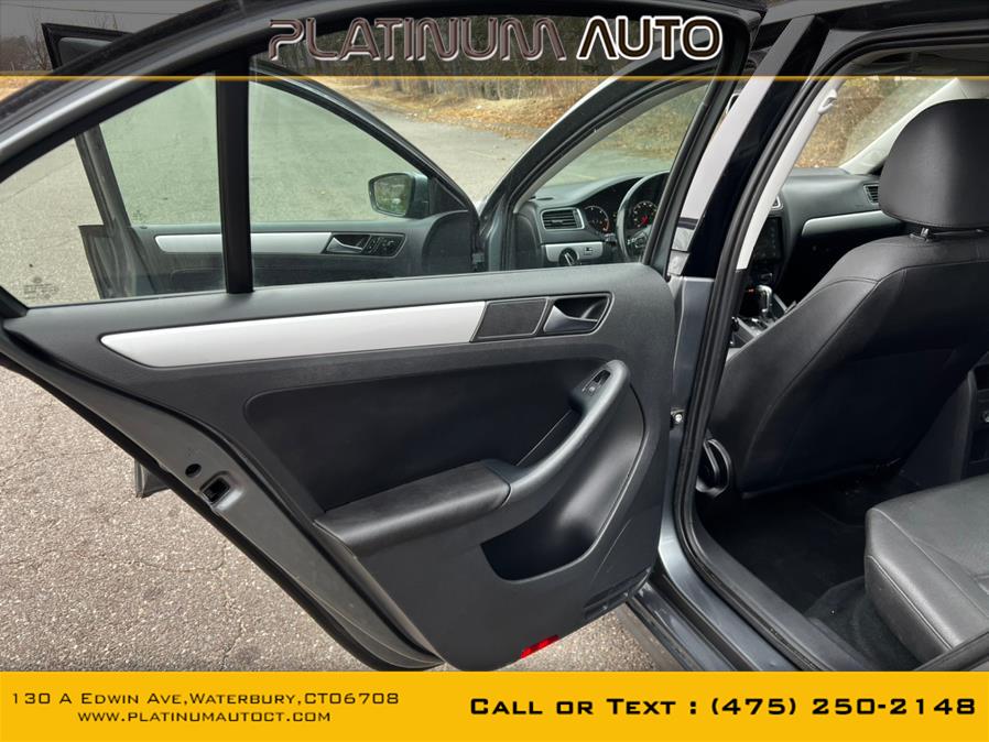 2011 Volkswagen Jetta Sedan 4dr DSG TDI w/Nav, available for sale in Waterbury, Connecticut | Platinum Auto Care. Waterbury, Connecticut 2011 Volkswagen Jetta Sedan 4dr DSG TDI w/Nav, available for sale in Waterbury, Connecticut | Platinum Auto Care. Waterbury, Connecticut
