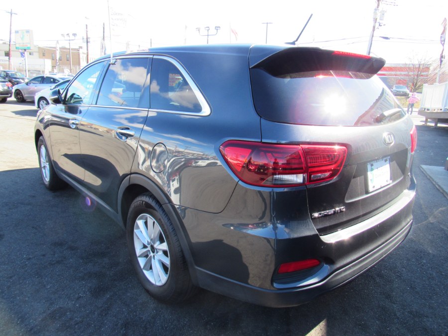 2020 Kia Sorento LX V6 FWD, available for sale in Irvington, New Jersey | NJ Used Cars Center. Irvington, New Jersey 2020 Kia Sorento LX V6 FWD, available for sale in Irvington, New Jersey | NJ Used Cars Center. Irvington, New Jersey