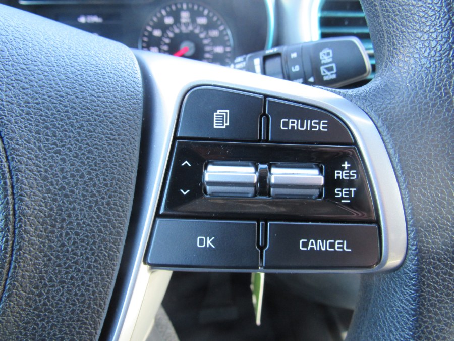 2020 Kia Sorento LX V6 FWD, available for sale in Irvington, New Jersey | NJ Used Cars Center. Irvington, New Jersey 2020 Kia Sorento LX V6 FWD, available for sale in Irvington, New Jersey | NJ Used Cars Center. Irvington, New Jersey