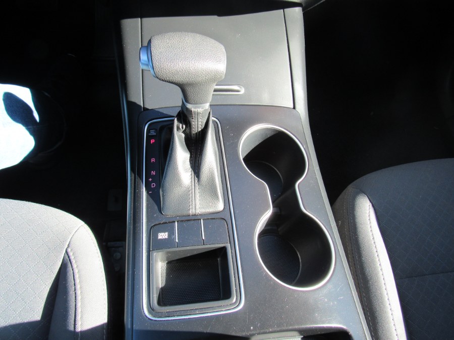 2020 Kia Sorento LX V6 FWD, available for sale in Irvington, New Jersey | NJ Used Cars Center. Irvington, New Jersey 2020 Kia Sorento LX V6 FWD, available for sale in Irvington, New Jersey | NJ Used Cars Center. Irvington, New Jersey