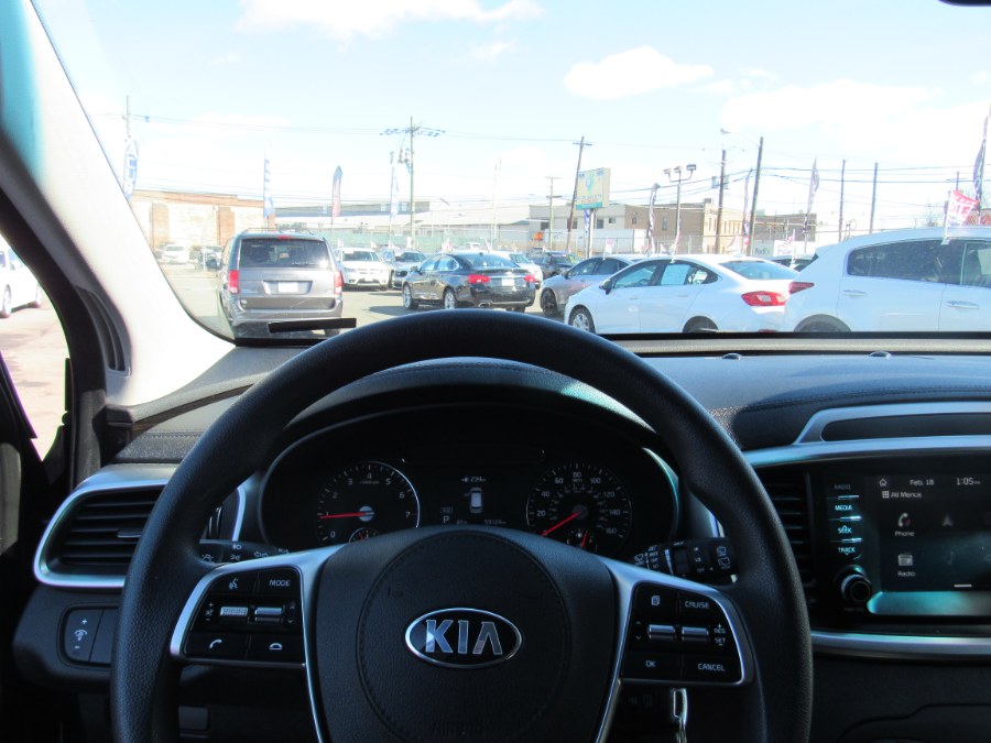 2020 Kia Sorento LX V6 FWD, available for sale in Irvington, New Jersey | NJ Used Cars Center. Irvington, New Jersey 2020 Kia Sorento LX V6 FWD, available for sale in Irvington, New Jersey | NJ Used Cars Center. Irvington, New Jersey