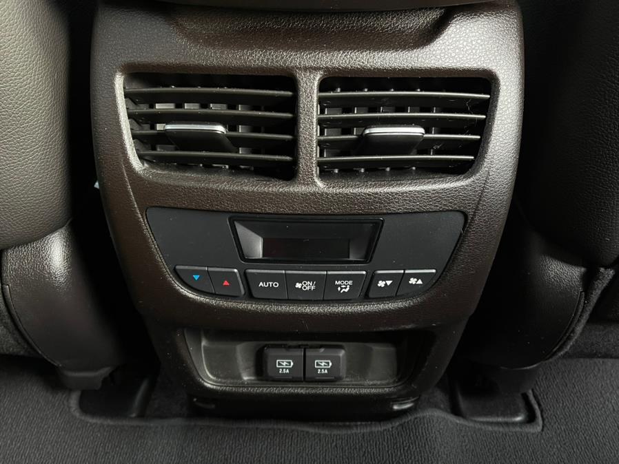 Used Acura MDX SH-AWD w/Technology Pkg 2019 | Champion Auto Hillside. Hillside, New Jersey