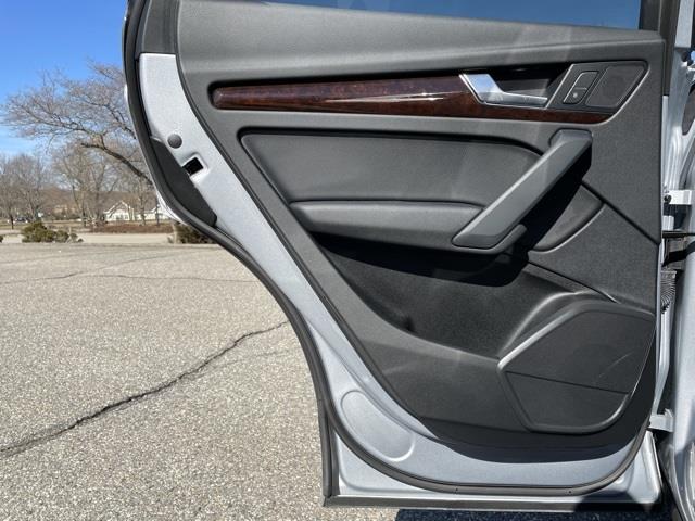 Used Audi Q5 Premium 2019 | Blasius of Danbury. Danbury, Connecticut Used Audi Q5 Premium 2019 | Blasius of Danbury. Danbury, Connecticut