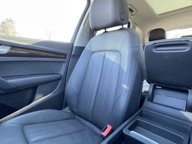 Used Audi Q5 Premium 2019 | Blasius of Danbury. Danbury, Connecticut Used Audi Q5 Premium 2019 | Blasius of Danbury. Danbury, Connecticut