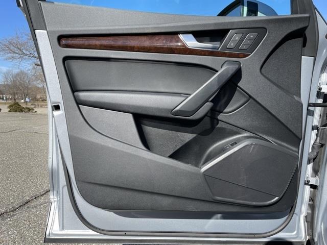 Used Audi Q5 Premium 2019 | Blasius of Danbury. Danbury, Connecticut Used Audi Q5 Premium 2019 | Blasius of Danbury. Danbury, Connecticut