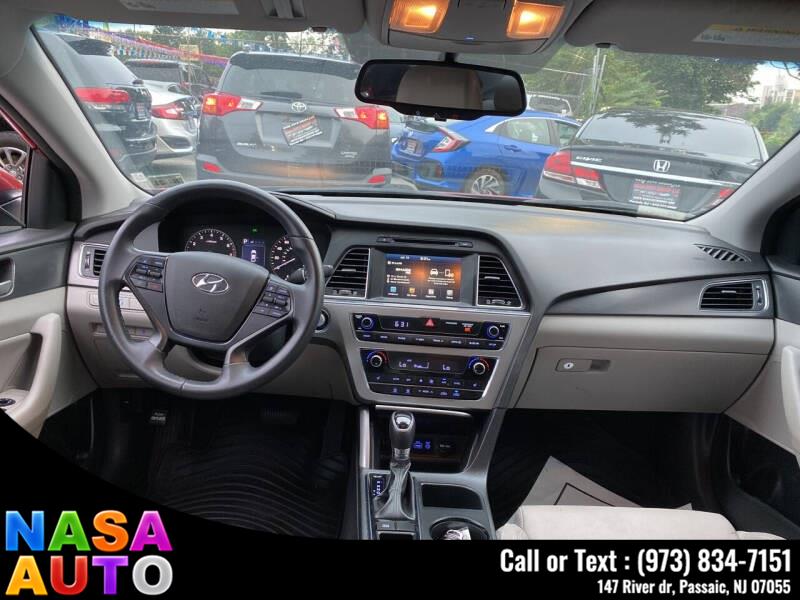 2016 Hyundai Sonata 4dr Sdn 2.4L Limited PZEV, available for sale in Passaic, New Jersey | Nasa Auto. Passaic, New Jersey 2016 Hyundai Sonata 4dr Sdn 2.4L Limited PZEV, available for sale in Passaic, New Jersey | Nasa Auto. Passaic, New Jersey