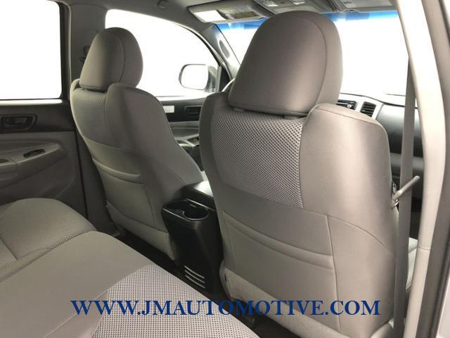 2015 Toyota Tacoma 4WD Double Cab V6 AT, available for sale in Naugatuck, Connecticut | J&M Automotive Sls&Svc LLC. Naugatuck, Connecticut 2015 Toyota Tacoma 4WD Double Cab V6 AT, available for sale in Naugatuck, Connecticut | J&M Automotive Sls&Svc LLC. Naugatuck, Connecticut