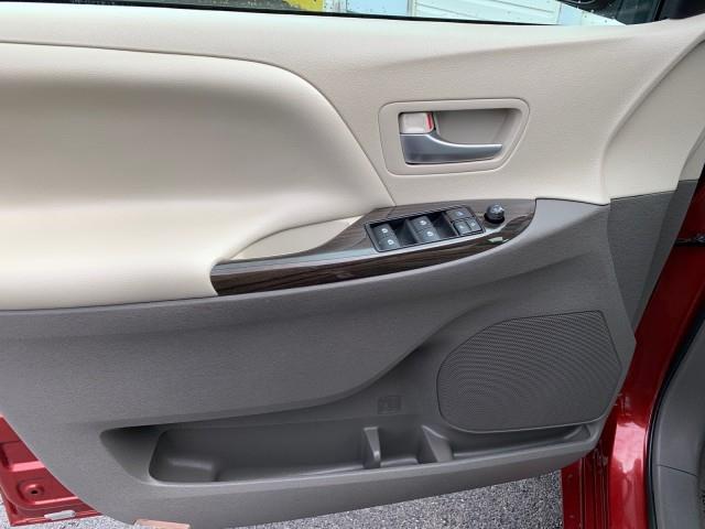 2017 Toyota Sienna Limited Premium, available for sale in Forestville, Maryland | Valentine Motor Company. Forestville, Maryland 2017 Toyota Sienna Limited Premium, available for sale in Forestville, Maryland | Valentine Motor Company. Forestville, Maryland