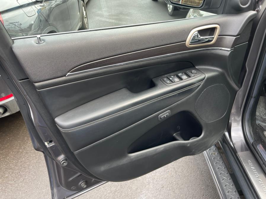 Used Jeep Grand Cherokee 4WD 4dr Limited 2014 | Auto Match LLC. Waterbury, Connecticut Used Jeep Grand Cherokee 4WD 4dr Limited 2014 | Auto Match LLC. Waterbury, Connecticut