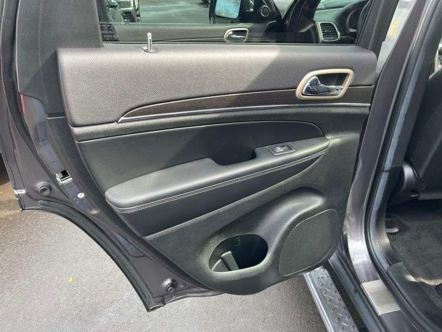 Used Jeep Grand Cherokee 4WD 4dr Limited 2014 | Auto Match LLC. Waterbury, Connecticut Used Jeep Grand Cherokee 4WD 4dr Limited 2014 | Auto Match LLC. Waterbury, Connecticut