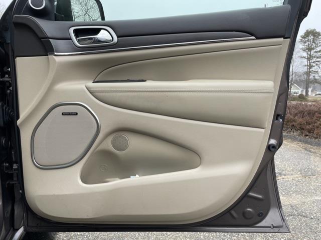 Used Jeep Grand Cherokee Overland 2018 | Blasius Federal Road. Brookfield, Connecticut Used Jeep Grand Cherokee Overland 2018 | Blasius Federal Road. Brookfield, Connecticut