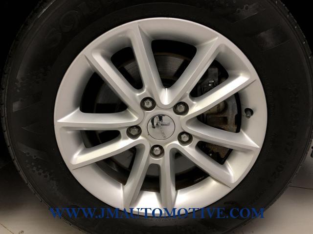 2014 Dodge Grand Caravan 4dr Wgn SXT, available for sale in Naugatuck, Connecticut | J&M Automotive Sls&Svc LLC. Naugatuck, Connecticut 2014 Dodge Grand Caravan 4dr Wgn SXT, available for sale in Naugatuck, Connecticut | J&M Automotive Sls&Svc LLC. Naugatuck, Connecticut