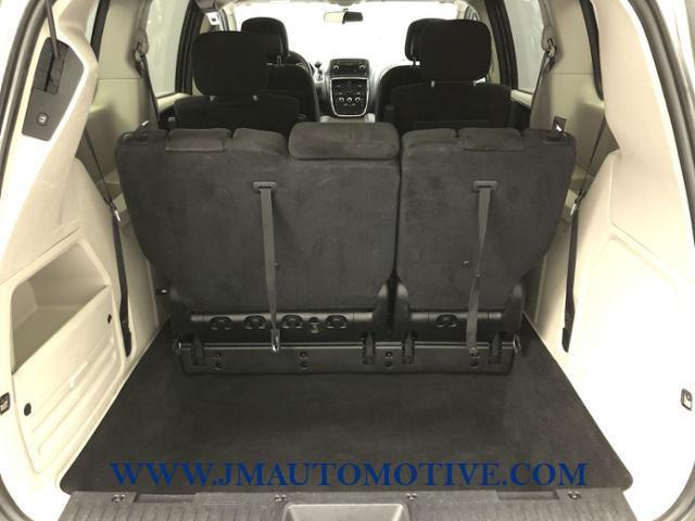 2014 Dodge Grand Caravan 4dr Wgn SXT, available for sale in Naugatuck, Connecticut | J&M Automotive Sls&Svc LLC. Naugatuck, Connecticut 2014 Dodge Grand Caravan 4dr Wgn SXT, available for sale in Naugatuck, Connecticut | J&M Automotive Sls&Svc LLC. Naugatuck, Connecticut