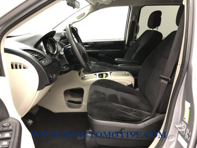 2014 Dodge Grand Caravan 4dr Wgn SXT, available for sale in Naugatuck, Connecticut | J&M Automotive Sls&Svc LLC. Naugatuck, Connecticut 2014 Dodge Grand Caravan 4dr Wgn SXT, available for sale in Naugatuck, Connecticut | J&M Automotive Sls&Svc LLC. Naugatuck, Connecticut