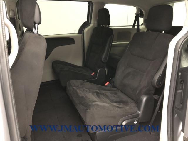2014 Dodge Grand Caravan 4dr Wgn SXT, available for sale in Naugatuck, Connecticut | J&M Automotive Sls&Svc LLC. Naugatuck, Connecticut 2014 Dodge Grand Caravan 4dr Wgn SXT, available for sale in Naugatuck, Connecticut | J&M Automotive Sls&Svc LLC. Naugatuck, Connecticut