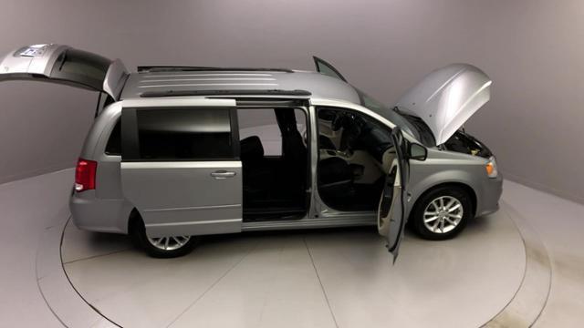 2014 Dodge Grand Caravan 4dr Wgn SXT, available for sale in Naugatuck, Connecticut | J&M Automotive Sls&Svc LLC. Naugatuck, Connecticut 2014 Dodge Grand Caravan 4dr Wgn SXT, available for sale in Naugatuck, Connecticut | J&M Automotive Sls&Svc LLC. Naugatuck, Connecticut