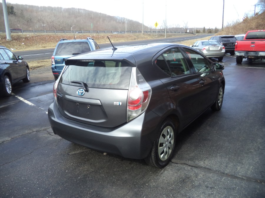 Used Toyota Prius c 5dr HB Three (Natl) 2013 | Riverside Motorcars, LLC. Naugatuck, Connecticut Used Toyota Prius c 5dr HB Three (Natl) 2013 | Riverside Motorcars, LLC. Naugatuck, Connecticut