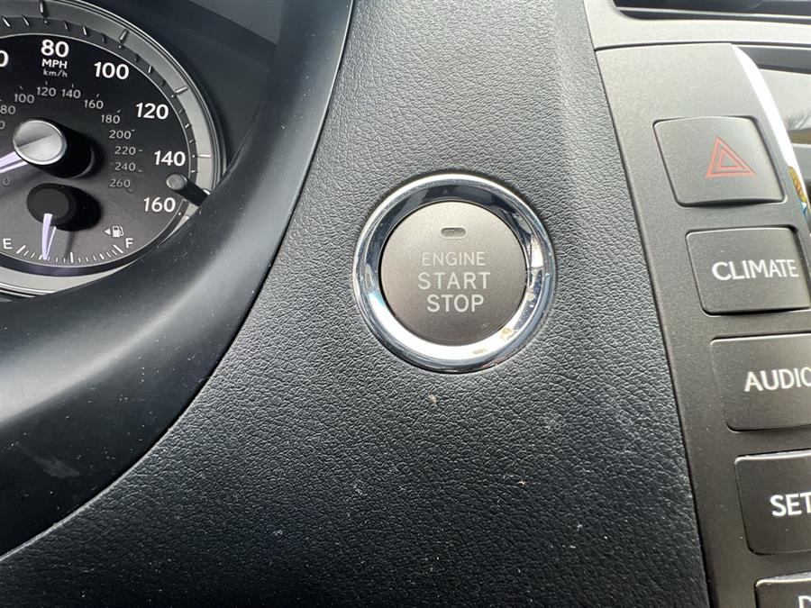 2010 Lexus ES 350 4dr Sdn, available for sale in Stratford, Connecticut | Wiz Leasing Inc. Stratford, Connecticut 2010 Lexus ES 350 4dr Sdn, available for sale in Stratford, Connecticut | Wiz Leasing Inc. Stratford, Connecticut