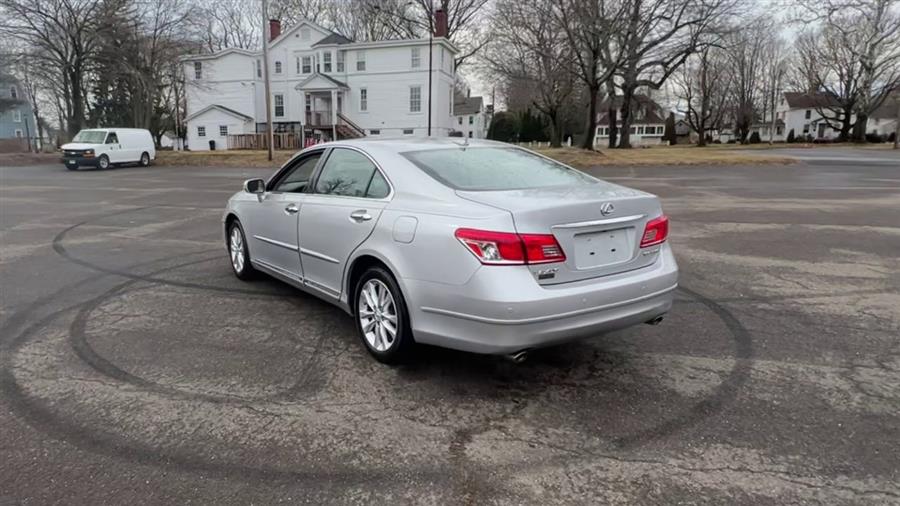 2010 Lexus ES 350 4dr Sdn, available for sale in Stratford, Connecticut | Wiz Leasing Inc. Stratford, Connecticut 2010 Lexus ES 350 4dr Sdn, available for sale in Stratford, Connecticut | Wiz Leasing Inc. Stratford, Connecticut