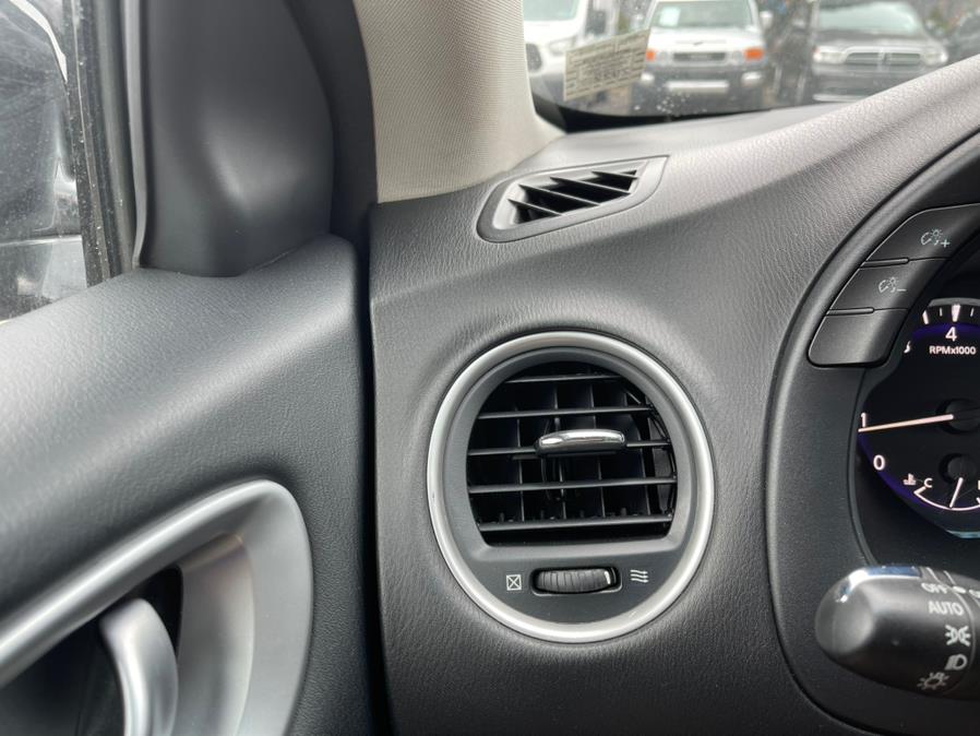 2015 INFINITI QX60 AWD 4dr. CLEAN CARFAX!!!, available for sale in Rosedale, New York | Sunrise Auto Sales. Rosedale, New York 2015 INFINITI QX60 AWD 4dr. CLEAN CARFAX!!!, available for sale in Rosedale, New York | Sunrise Auto Sales. Rosedale, New York