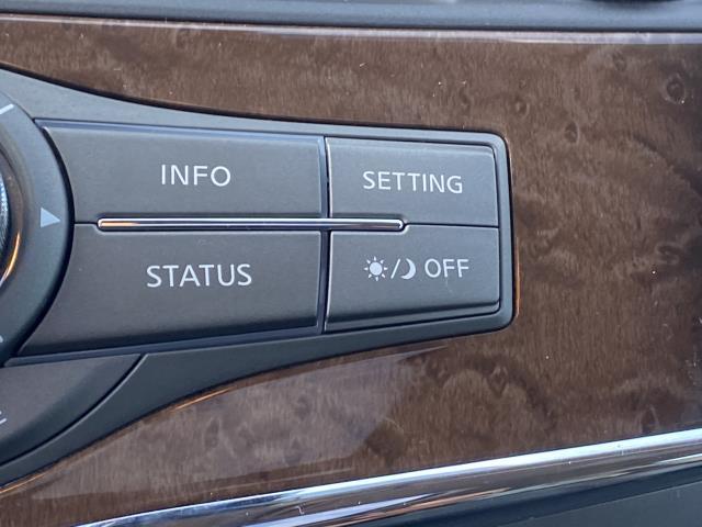 Used INFINITI QX56 4WD 4dr *Ltd Avail* 2013 | Northshore Motors. Syosset , New York Used INFINITI QX56 4WD 4dr *Ltd Avail* 2013 | Northshore Motors. Syosset , New York