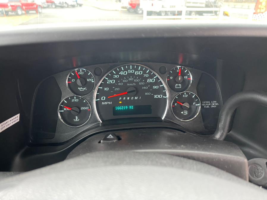 Used Chevrolet Express Commercial Cutaway 4500 Van 159" Diesel 2014 | Mike And Tony Auto Sales, Inc. South Windsor, Connecticut Used Chevrolet Express Commercial Cutaway 4500 Van 159" Diesel 2014 | Mike And Tony Auto Sales, Inc. South Windsor, Connecticut