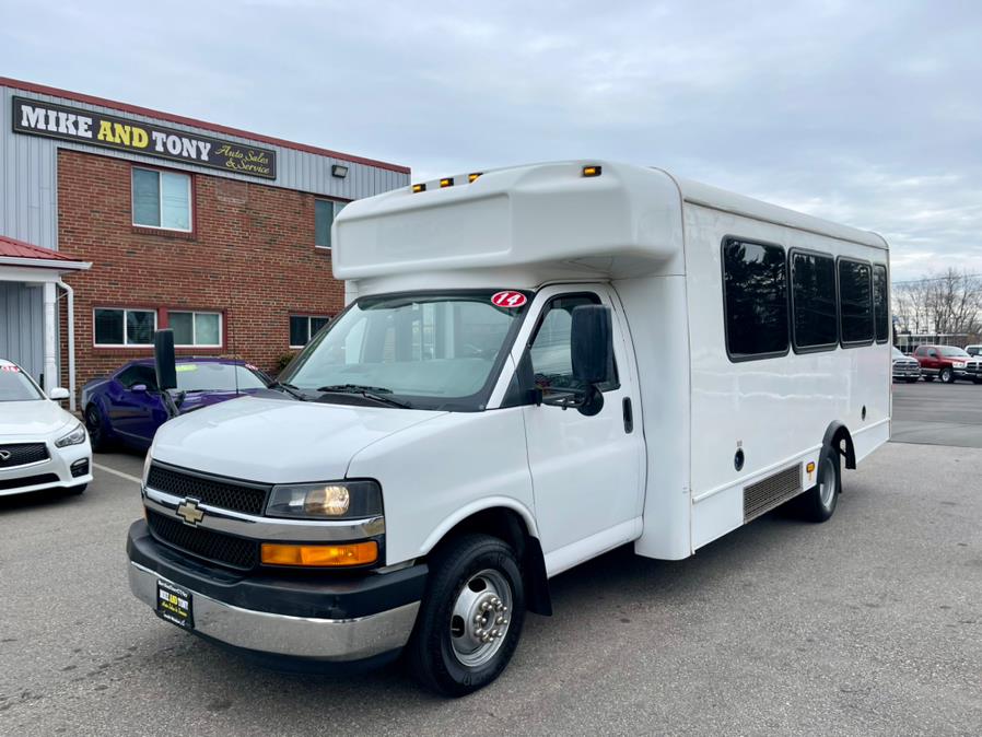 Used Chevrolet Express Commercial Cutaway 4500 Van 159" Diesel 2014 | Mike And Tony Auto Sales, Inc. South Windsor, Connecticut