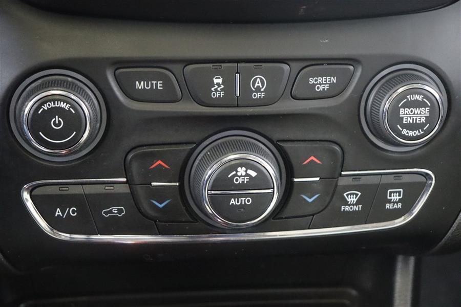 2019 Jeep Cherokee LIMITED, available for sale in Paterson, New Jersey | Fast Track Motors. Paterson, New Jersey 2019 Jeep Cherokee LIMITED, available for sale in Paterson, New Jersey | Fast Track Motors. Paterson, New Jersey