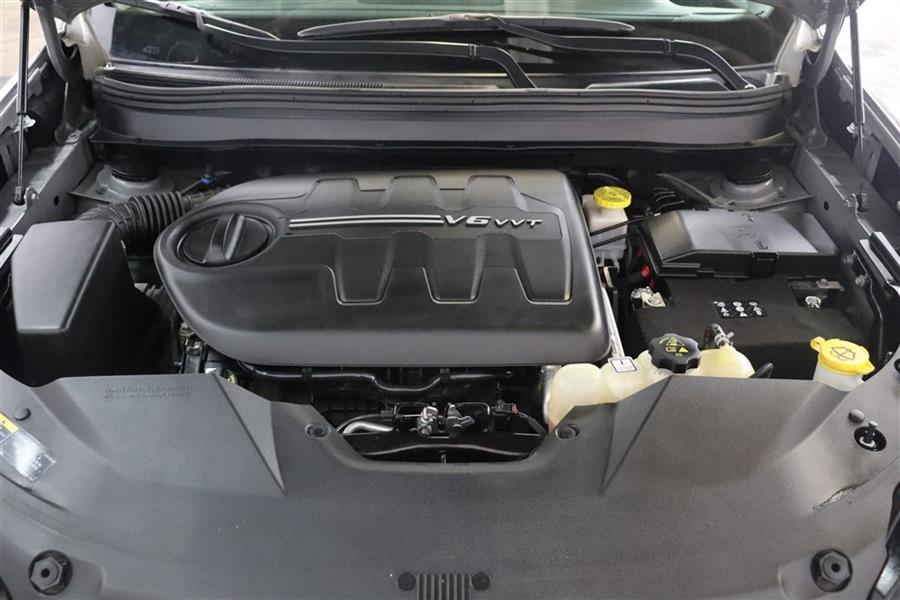 2019 Jeep Cherokee LIMITED, available for sale in Paterson, New Jersey | Fast Track Motors. Paterson, New Jersey 2019 Jeep Cherokee LIMITED, available for sale in Paterson, New Jersey | Fast Track Motors. Paterson, New Jersey