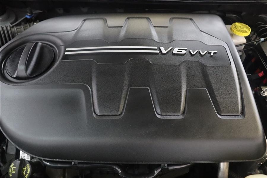 2019 Jeep Cherokee LIMITED, available for sale in Paterson, New Jersey | Fast Track Motors. Paterson, New Jersey 2019 Jeep Cherokee LIMITED, available for sale in Paterson, New Jersey | Fast Track Motors. Paterson, New Jersey