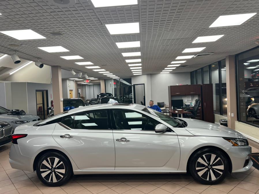 Used Nissan Altima 2.5 SL Sedan 2020 | Power Motors East. Massapequa Park, New York Used Nissan Altima 2.5 SL Sedan 2020 | Power Motors East. Massapequa Park, New York