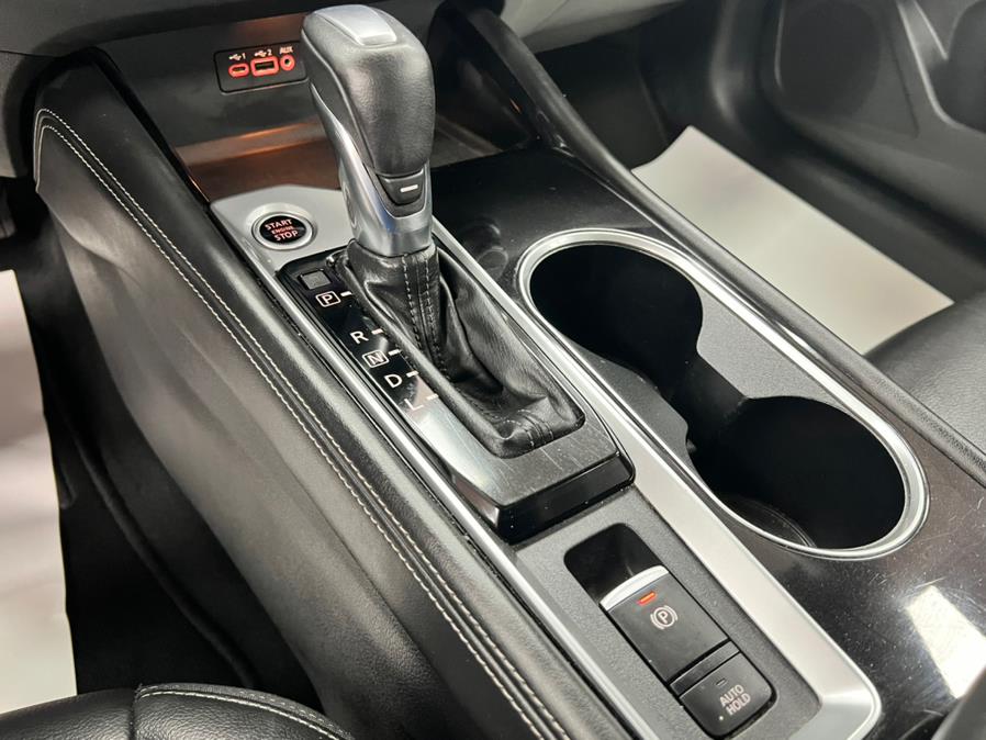 Used Nissan Altima 2.5 SL Sedan 2020 | Power Motors East. Massapequa Park, New York Used Nissan Altima 2.5 SL Sedan 2020 | Power Motors East. Massapequa Park, New York
