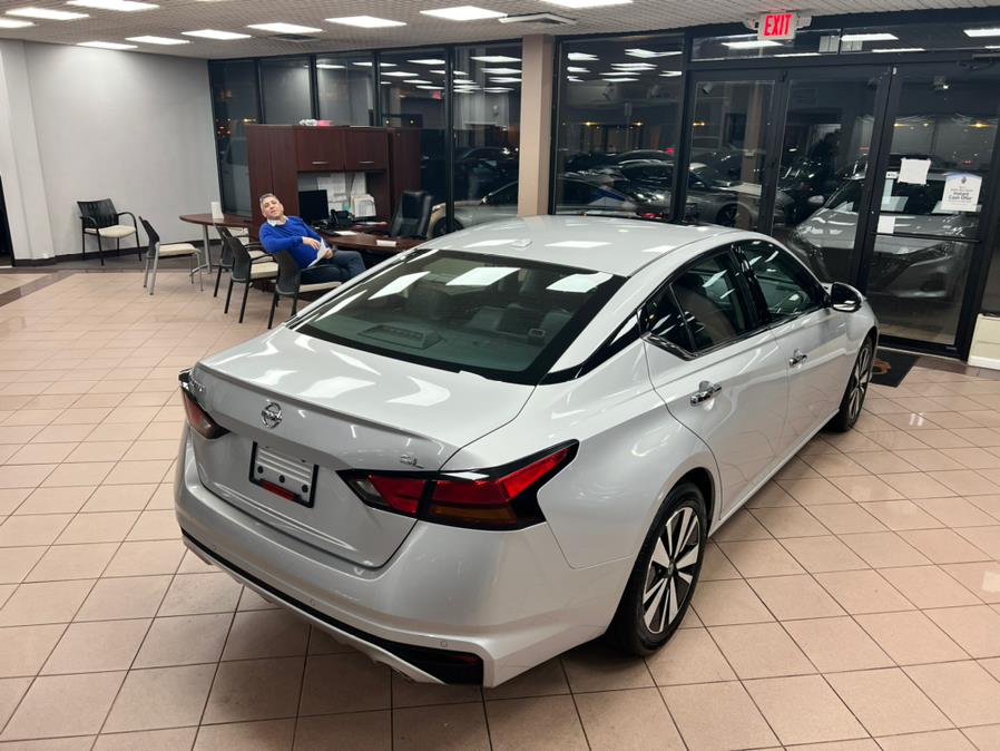 Used Nissan Altima 2.5 SL Sedan 2019 | Power Motors East. Massapequa Park, New York Used Nissan Altima 2.5 SL Sedan 2019 | Power Motors East. Massapequa Park, New York