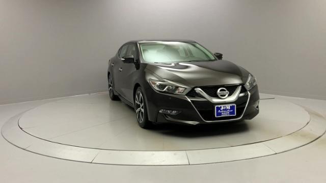 Used Nissan Maxima 4dr Sdn 3.5 Platinum 2016 | J&M Automotive Sls&Svc LLC. Naugatuck, Connecticut Used Nissan Maxima 4dr Sdn 3.5 Platinum 2016 | J&M Automotive Sls&Svc LLC. Naugatuck, Connecticut