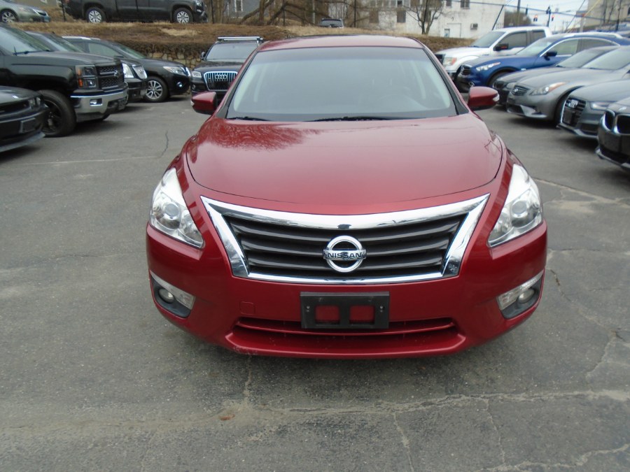 2014 Nissan Altima 4dr Sdn I4 2.5 SL, available for sale in Waterbury, Connecticut | Jim Juliani Motors. Waterbury, Connecticut 2014 Nissan Altima 4dr Sdn I4 2.5 SL, available for sale in Waterbury, Connecticut | Jim Juliani Motors. Waterbury, Connecticut