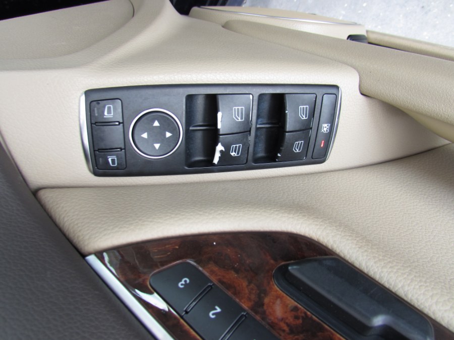 Used Mercedes-Benz C-Class 4dr Sdn C300 Sport 4MATIC 2012 | VIP Auto Enterprise, Inc. Orlando, Florida Used Mercedes-Benz C-Class 4dr Sdn C300 Sport 4MATIC 2012 | VIP Auto Enterprise, Inc. Orlando, Florida