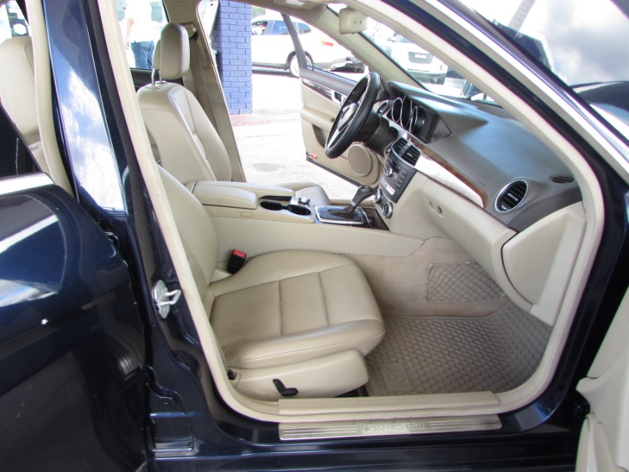 Used Mercedes-Benz C-Class 4dr Sdn C300 Sport 4MATIC 2012 | VIP Auto Enterprise, Inc. Orlando, Florida Used Mercedes-Benz C-Class 4dr Sdn C300 Sport 4MATIC 2012 | VIP Auto Enterprise, Inc. Orlando, Florida
