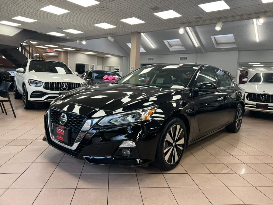 2019 Nissan Altima 2.5 SL Sedan, available for sale in Massapequa Park, New York | Power Motors East. Massapequa Park, New York 2019 Nissan Altima 2.5 SL Sedan, available for sale in Massapequa Park, New York | Power Motors East. Massapequa Park, New York