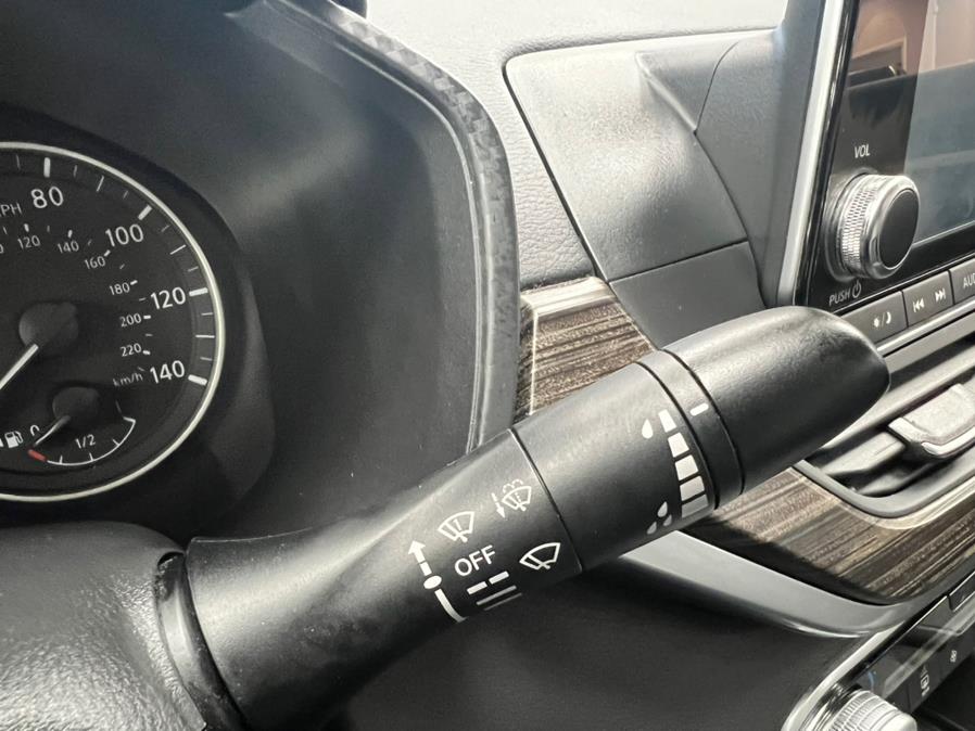 2019 Nissan Altima 2.5 SL Sedan, available for sale in Massapequa Park, New York | Power Motors East. Massapequa Park, New York 2019 Nissan Altima 2.5 SL Sedan, available for sale in Massapequa Park, New York | Power Motors East. Massapequa Park, New York