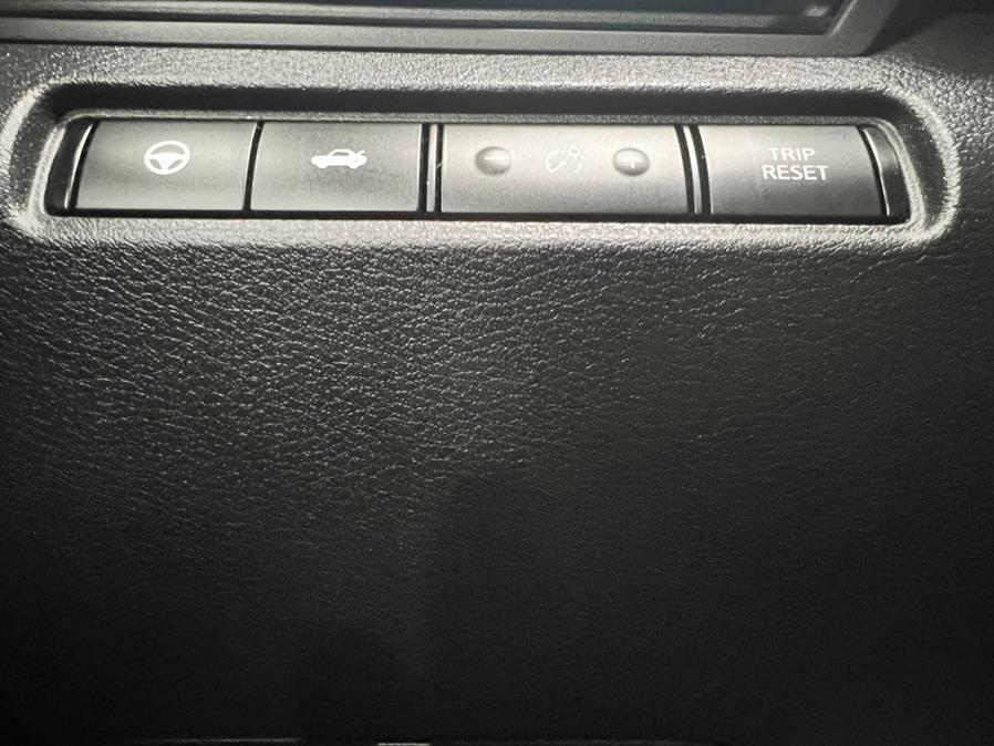2019 Nissan Altima 2.5 SL Sedan, available for sale in Massapequa Park, New York | Power Motors East. Massapequa Park, New York 2019 Nissan Altima 2.5 SL Sedan, available for sale in Massapequa Park, New York | Power Motors East. Massapequa Park, New York
