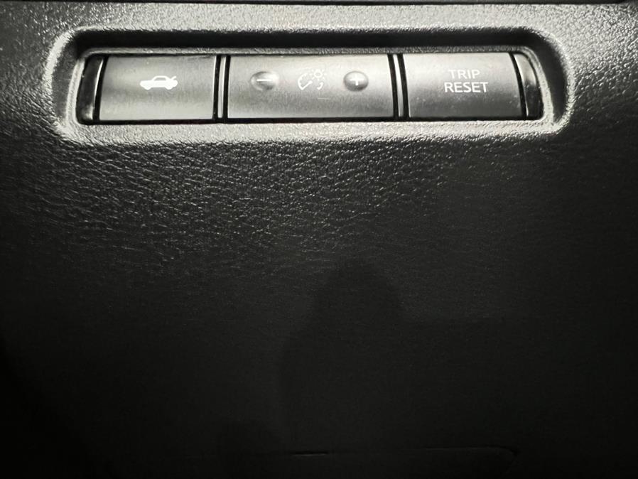 2020 Nissan Altima 2.5 SR Sedan, available for sale in Massapequa Park, New York | Power Motors East. Massapequa Park, New York 2020 Nissan Altima 2.5 SR Sedan, available for sale in Massapequa Park, New York | Power Motors East. Massapequa Park, New York