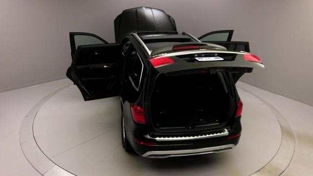 2015 Mercedes-benz Gl-class 4MATIC 4dr GL 450, available for sale in Naugatuck, Connecticut | J&M Automotive Sls&Svc LLC. Naugatuck, Connecticut 2015 Mercedes-benz Gl-class 4MATIC 4dr GL 450, available for sale in Naugatuck, Connecticut | J&M Automotive Sls&Svc LLC. Naugatuck, Connecticut