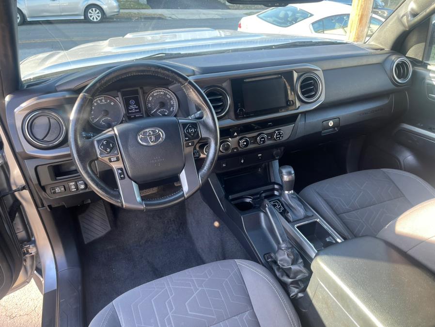 2017 Toyota Tacoma SR5 Double Cab 5'' Bed V6 4x4 AT (Natl), available for sale in Port Chester, New York | JC Lopez Auto Sales Corp. Port Chester, New York 2017 Toyota Tacoma SR5 Double Cab 5'' Bed V6 4x4 AT (Natl), available for sale in Port Chester, New York | JC Lopez Auto Sales Corp. Port Chester, New York