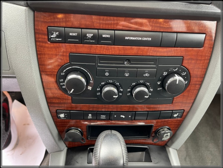 2007 Jeep Grand Cherokee 4WD 4dr Limited, available for sale in Huntington Station, New York | My Auto Inc.. Huntington Station, New York 2007 Jeep Grand Cherokee 4WD 4dr Limited, available for sale in Huntington Station, New York | My Auto Inc.. Huntington Station, New York